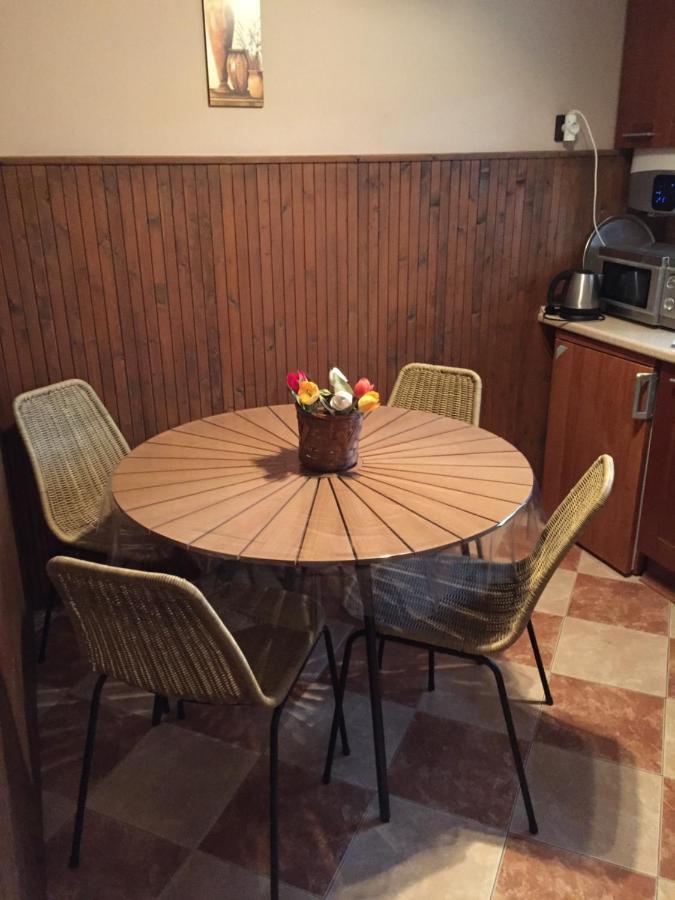 Oeroekzoeld Apartmanok Balatonfenyves Buitenkant foto