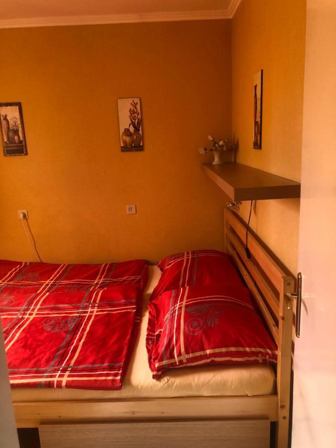 Oeroekzoeld Apartmanok Balatonfenyves Buitenkant foto