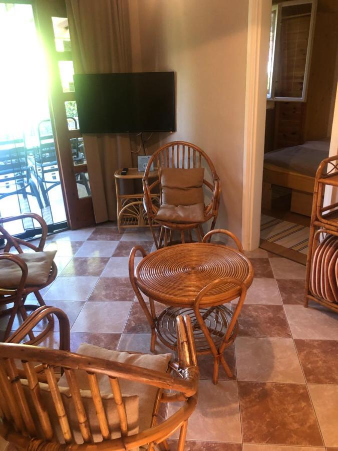 Oeroekzoeld Apartmanok Balatonfenyves Buitenkant foto